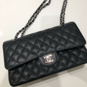 Classic Chanel Bag - Black Caviar Grained leather